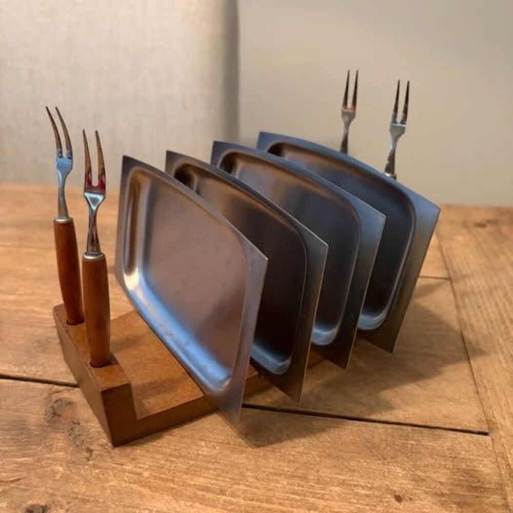 Vintage Mid-Century Modern (MCM) hors d'oeuvre set - Picture 6 of 7